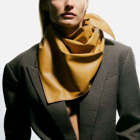 Zara Accessories - NWT ZARA camel colored faux leather bandana fall autumn winter adjustable top os